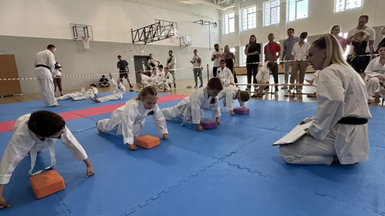 Спортсмены клуба ДЕРЖАВА на 1-м этапе аттестации по ОФП